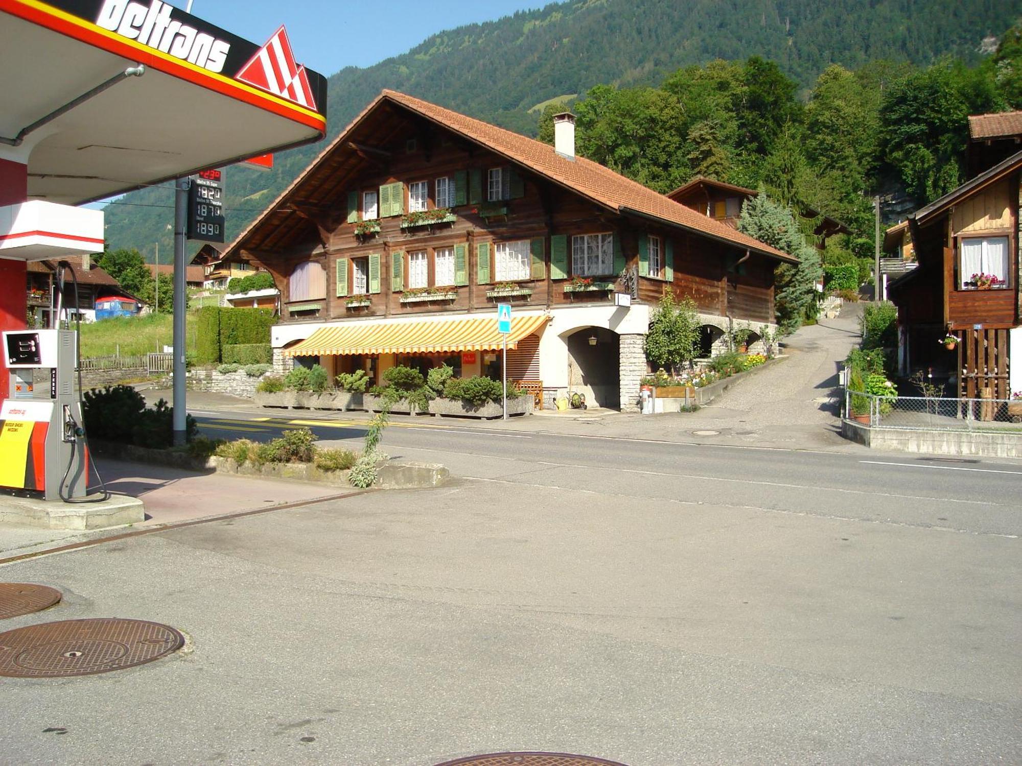 Hotel Milan B&B Ringgenberg Exterior photo